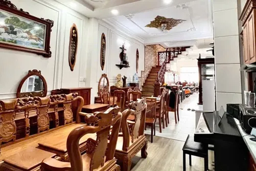  Bán nhà 2 tầng - Xây 2023, Tường 20, Full vệ sinh.