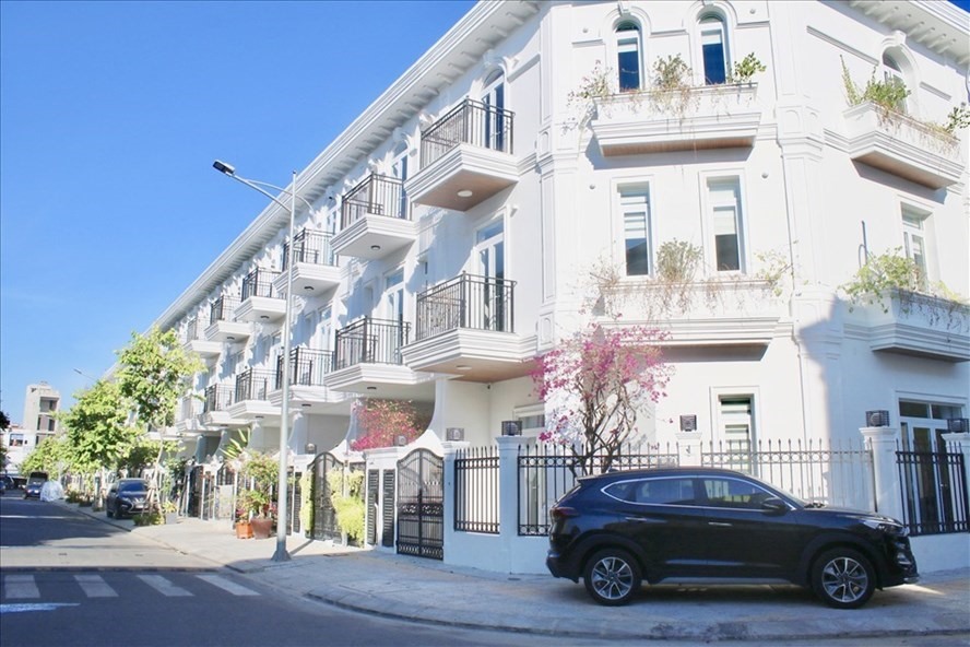  Bán nhà Quận 4 - 3 tầng, Khung BTCT, Sửa chữa nhẹ