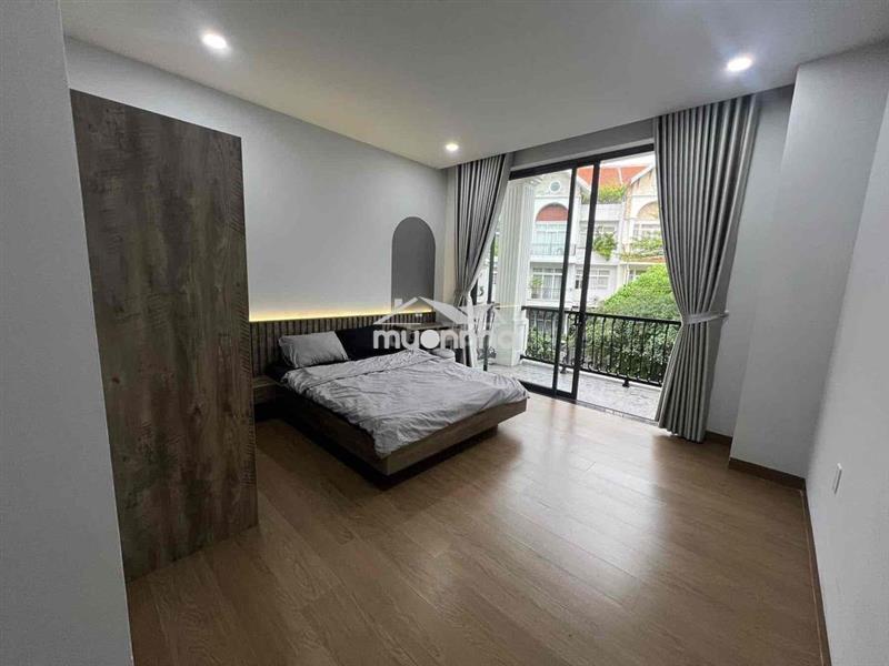 CHDV Ngã Tư Bảy Hiền: Thuê Phòng Gần Giao Thông, Giá Tốt