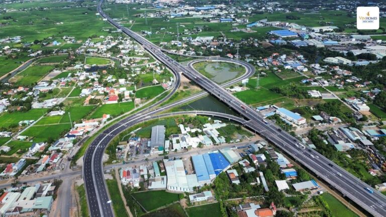 Người Hà Nội Quan Tâm Dự Án Vinhomes Hóc Môn: Có Gì Đặc Biệt?