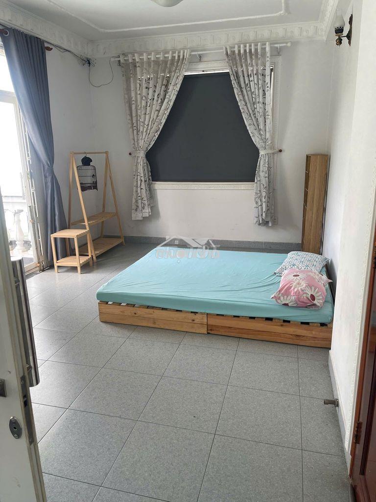 Thuê nhà an toàn: 10 điều khoản 'phải có' trong hợp đồng để giữ trọn tiền cọc