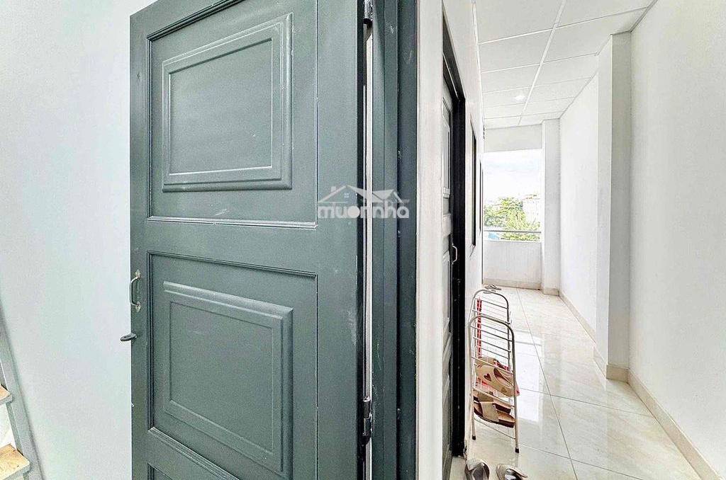image-phong-tro-chung-ve-sinh-tiet-kiem-hay-bat-tien-danh-gia-that-te-20